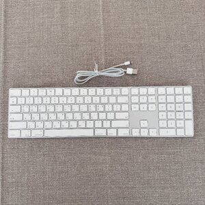 Apple Magic Keyboard with Numeric Keypad - Korean/English Layout - White/Silver